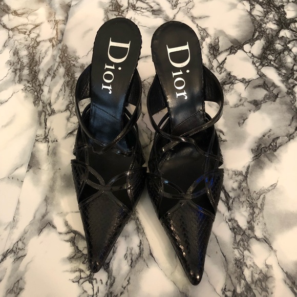 Dior Shoes - Dior Black Snakeskin Textured Stiletto 🖤